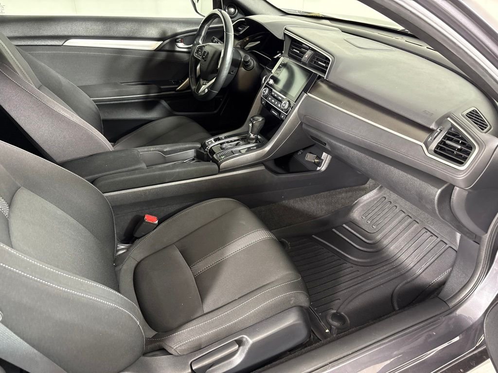 Used 2019  Honda EX image 16