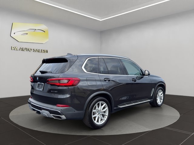 Used 2019 Dark Graphite Metallic BMW xDrive40i image 7
