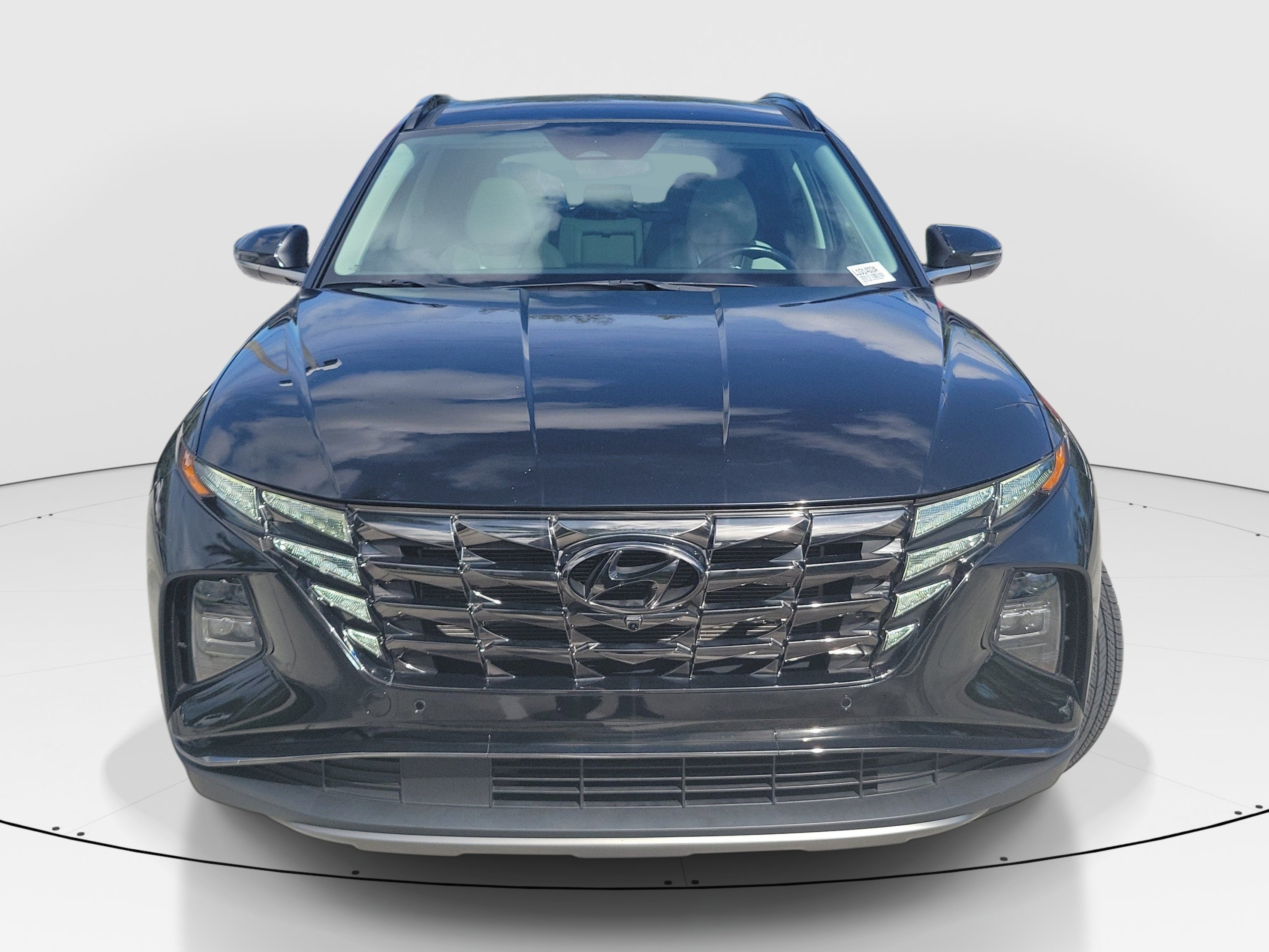 Used 2022 Phantom Black Hyundai Limited image 3