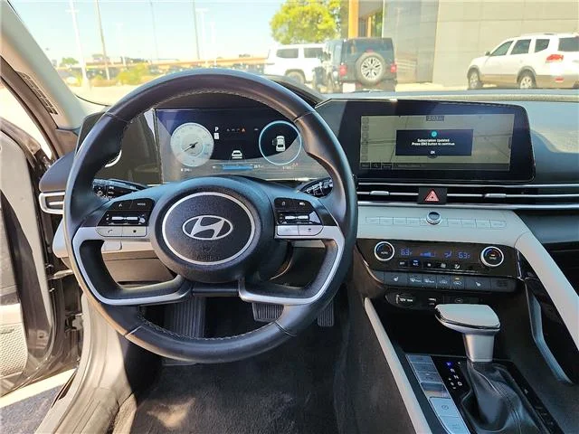 Used 2024 Gray Hyundai Limited (IVT) image 11