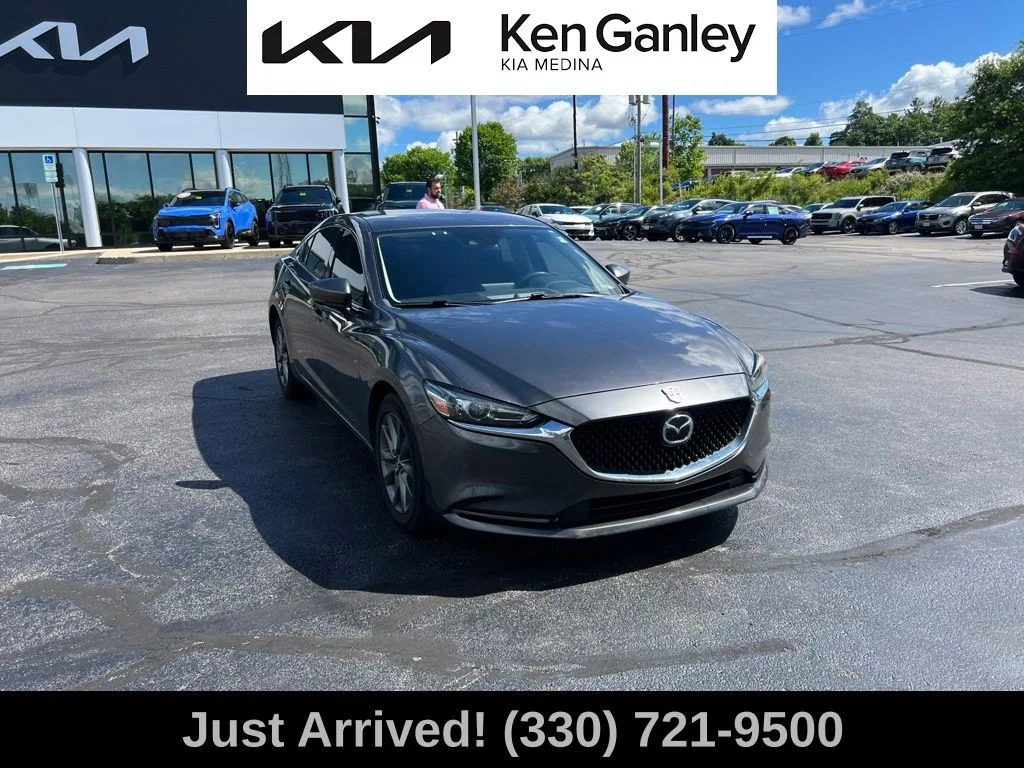 Used 2020 Gray Mazda Sport image 3