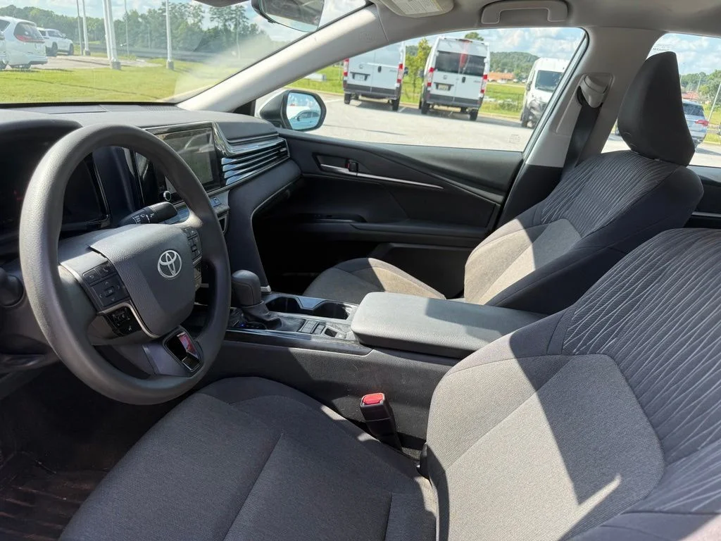 Used 2025 Silver Toyota LE image 4