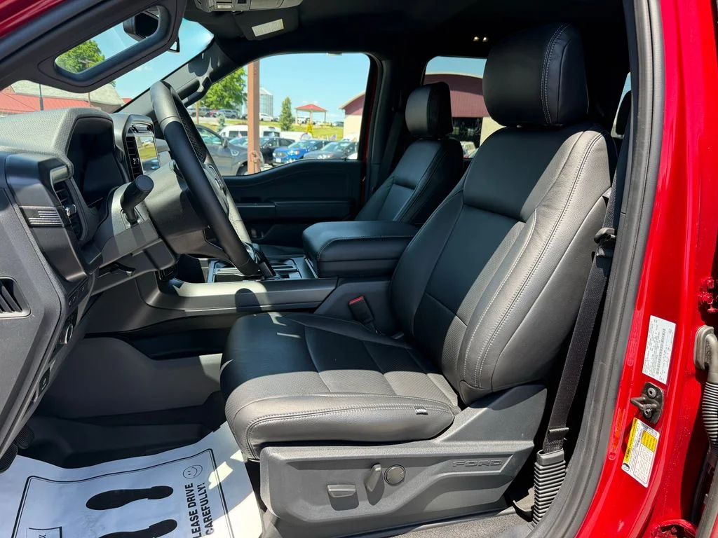 Used 2024 Red Ford XLT image 11