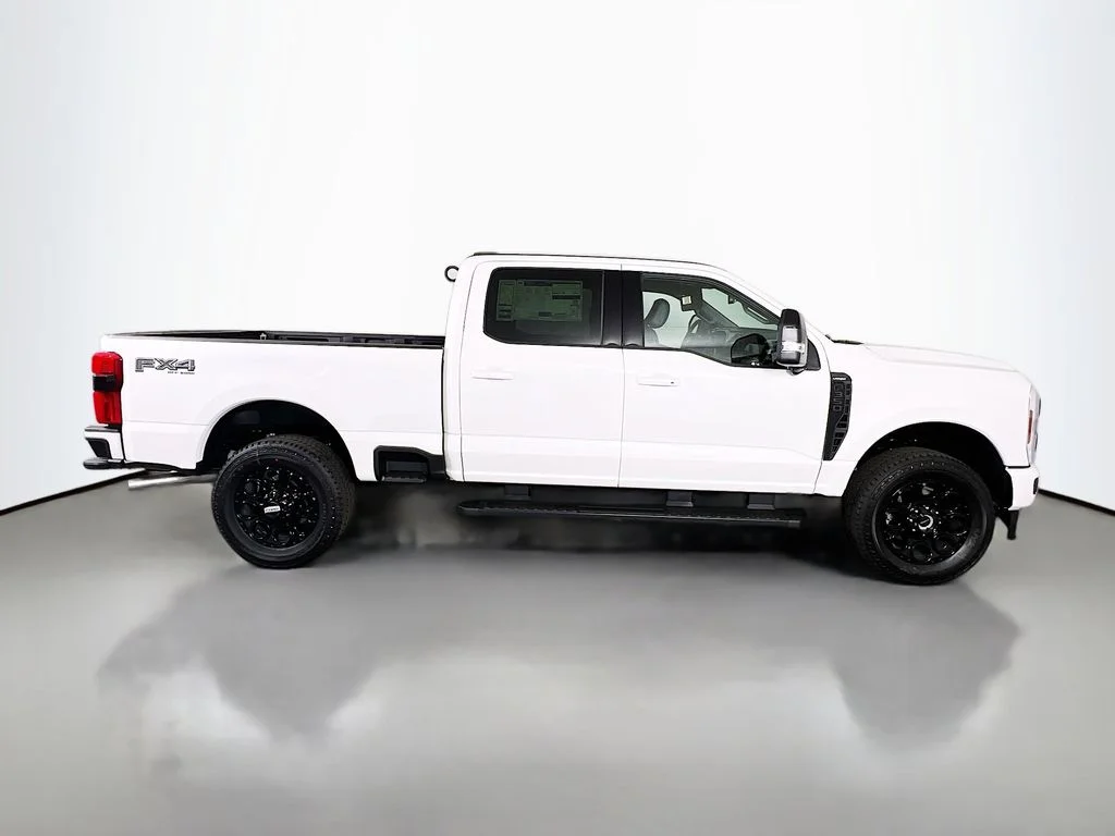 New 2026 Star White Metallic Tri-Coat Ford Lariat image 18