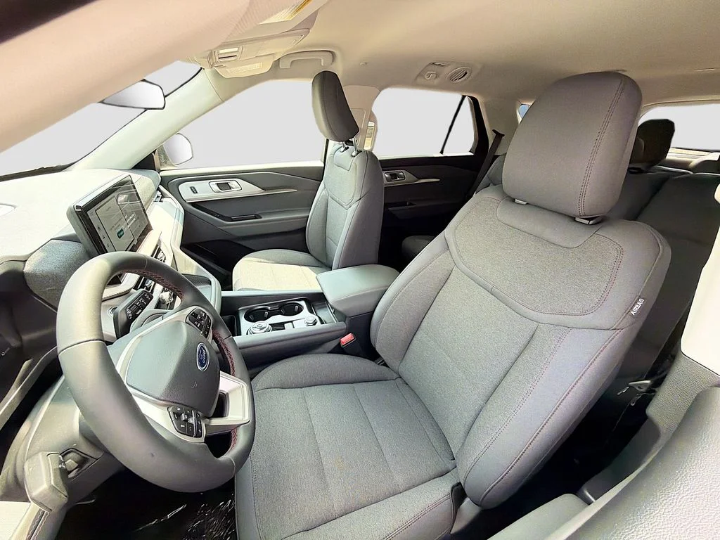 New 2026 Vapor Blue Metallic Ford Active image 7