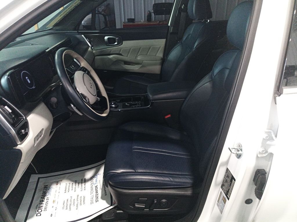 Used 2022 White Kia SX Prestige image 13