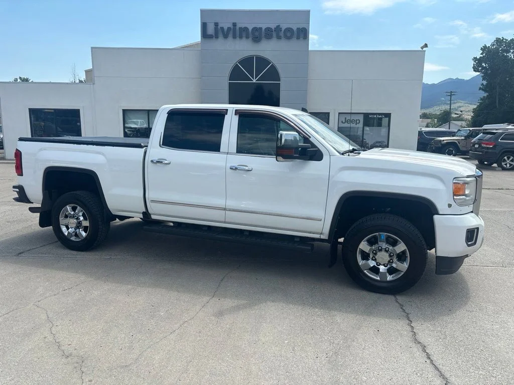 Used 2016 White GMC SLT image 1