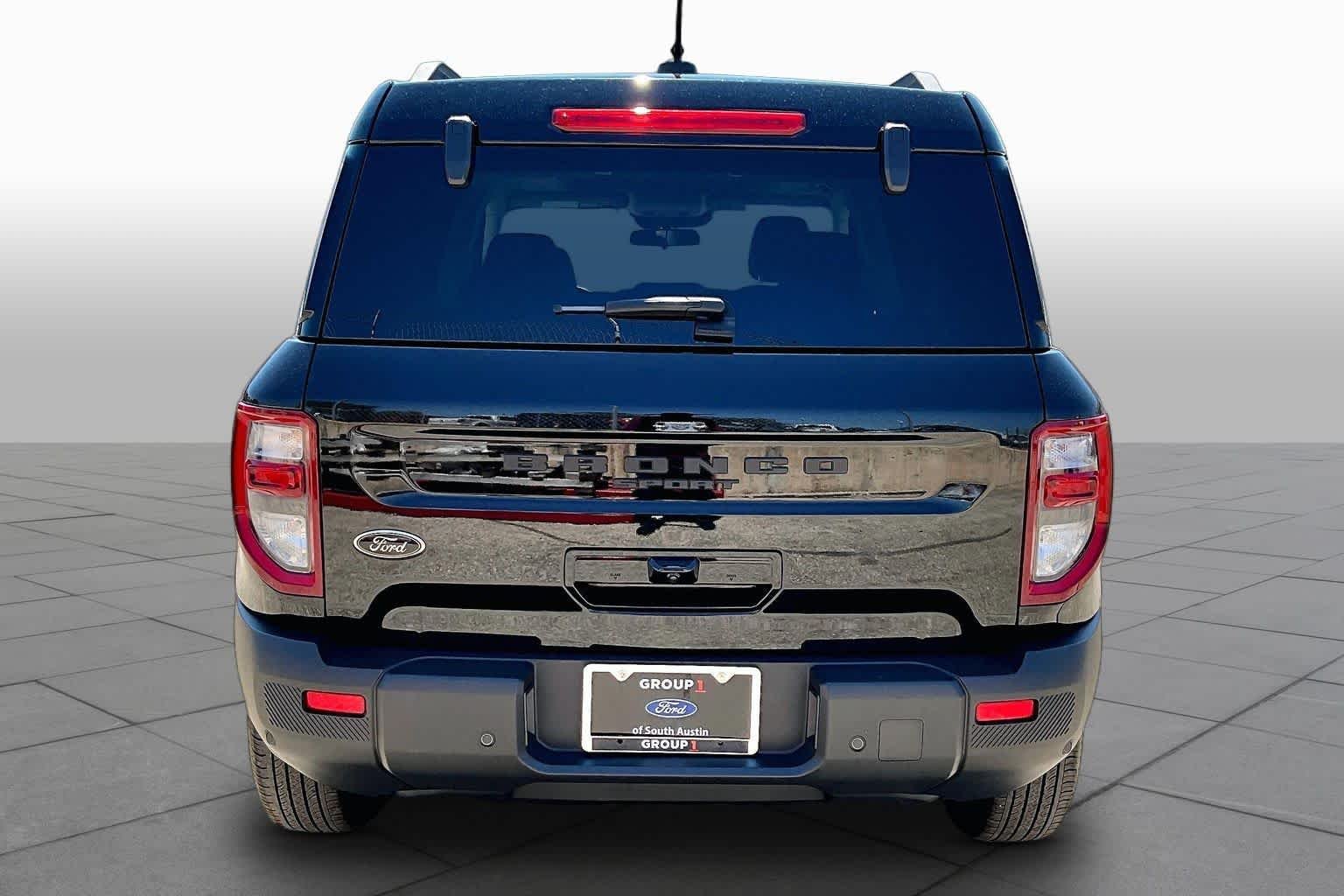 Certified Used 2025 Shadow Black Ford Big Bend image 5
