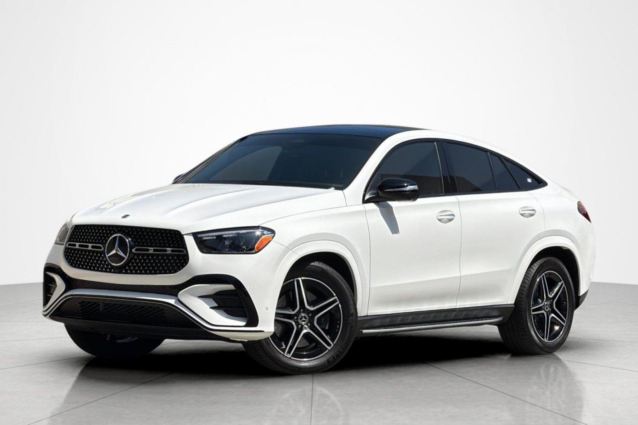 Used 2025 Polar White Mercedes-Benz GLE 450 image 1