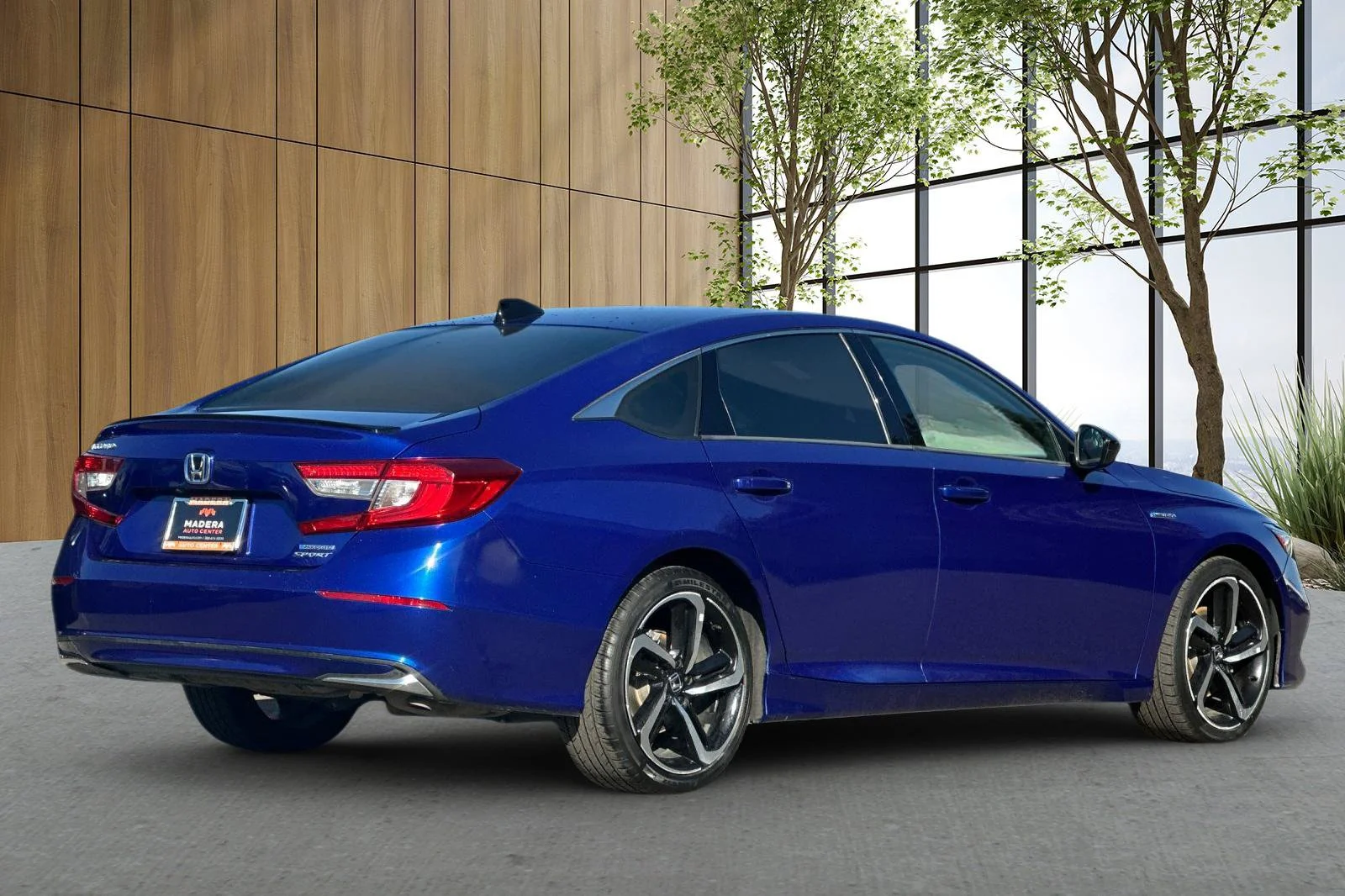 Used 2022  Honda Sport image 4