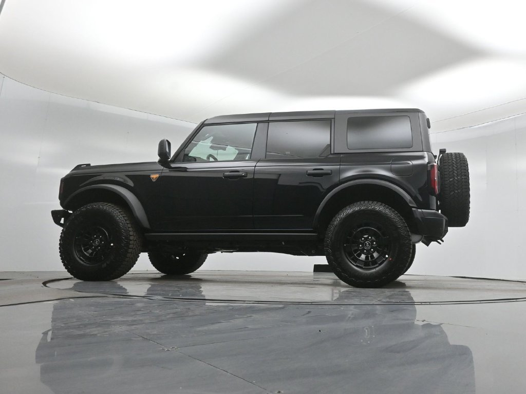 New 2026 Shadow Black Ford Badlands image 49