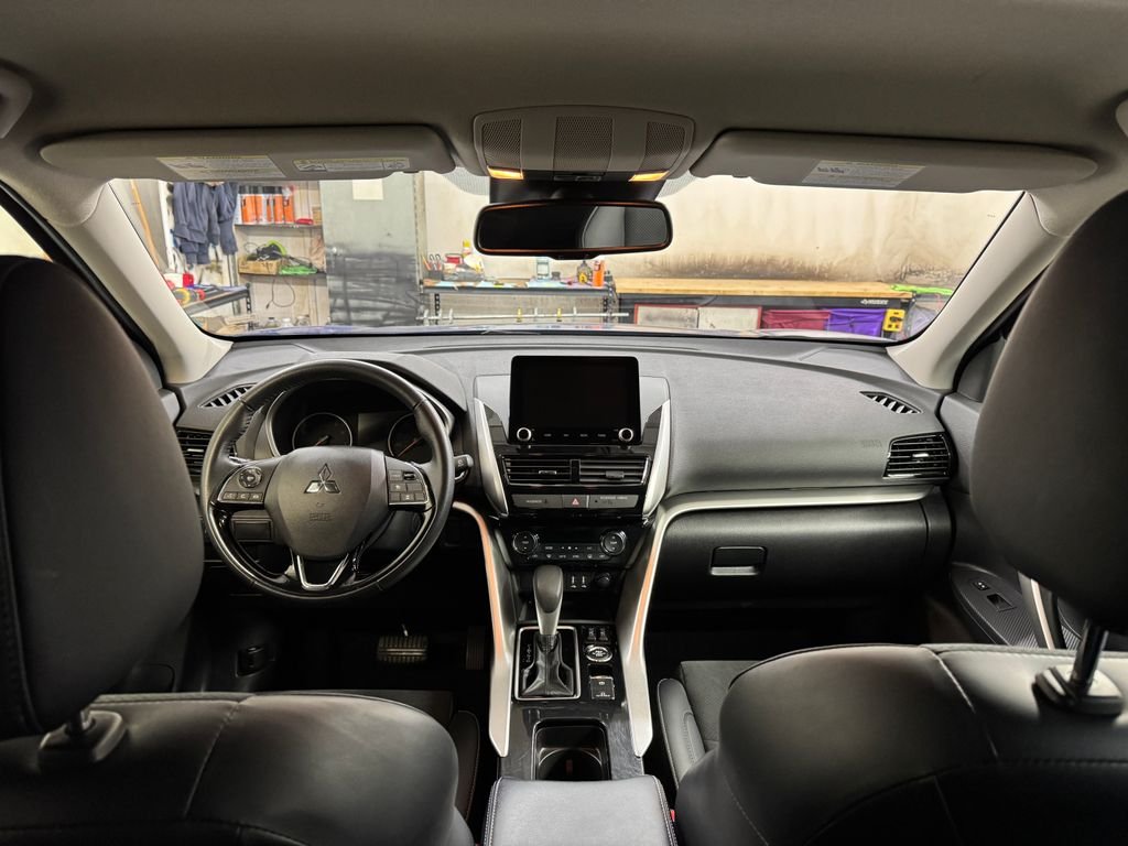 Used 2024 Blue Mitsubishi SE image 27