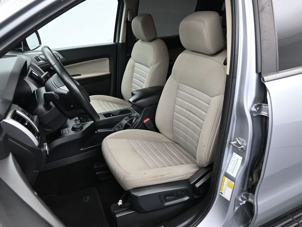 Used 2022 Silver Ford XLT image 10