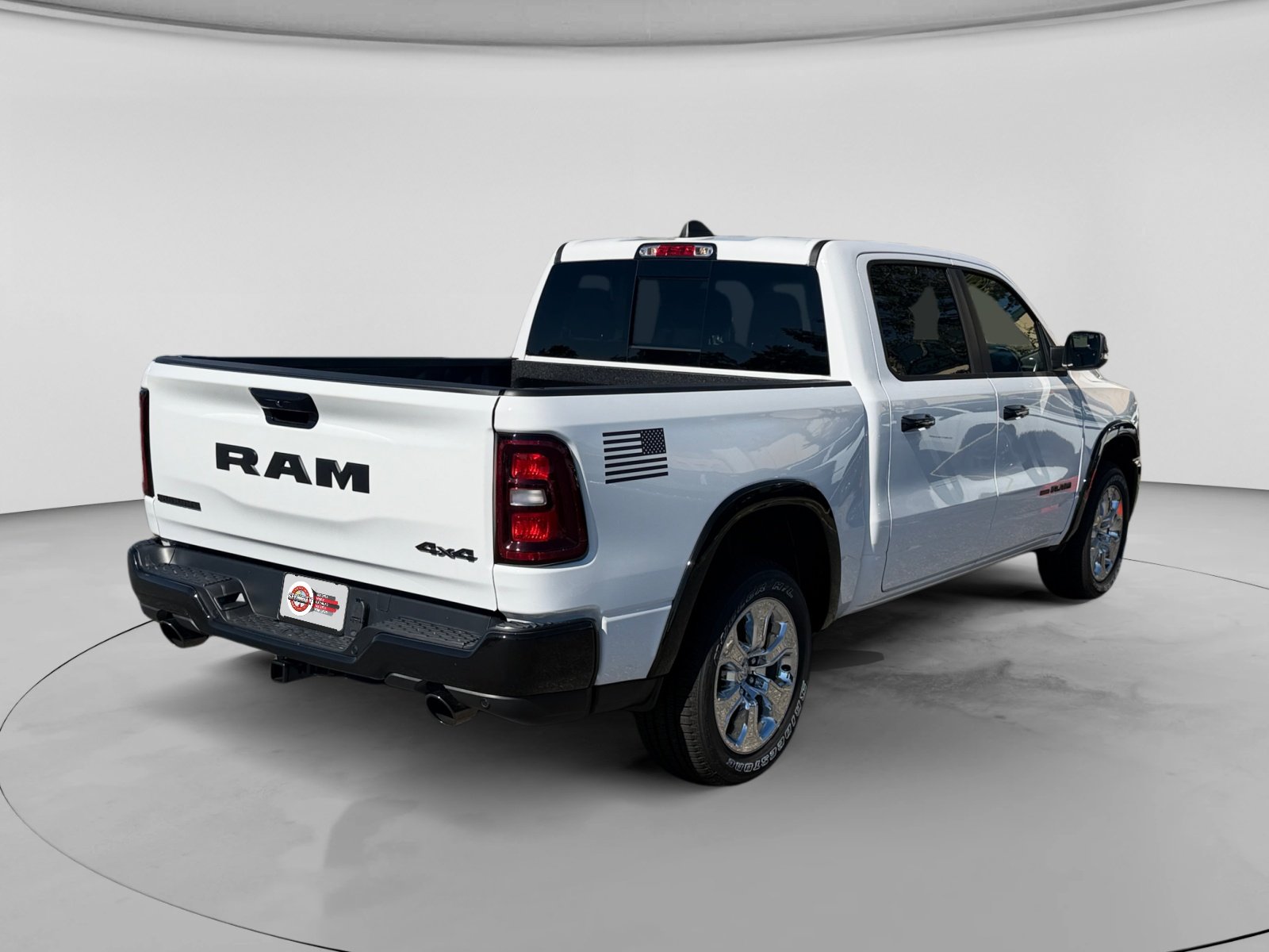 New 2026 Bright White Clear-Coat Exterior Paint RAM Big Horn/Lone Star image 5