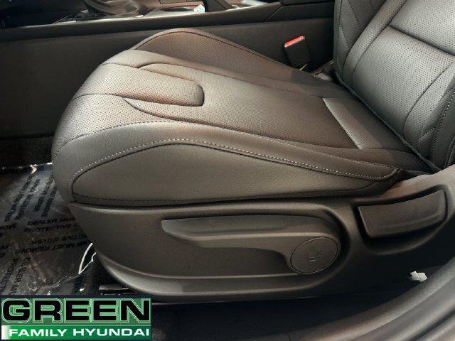 New 2026 White Hyundai SEL Sport image 12