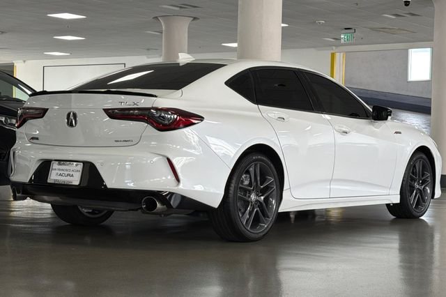 Used 2025 Platinum White Pearl Acura A-Spec Package image 5