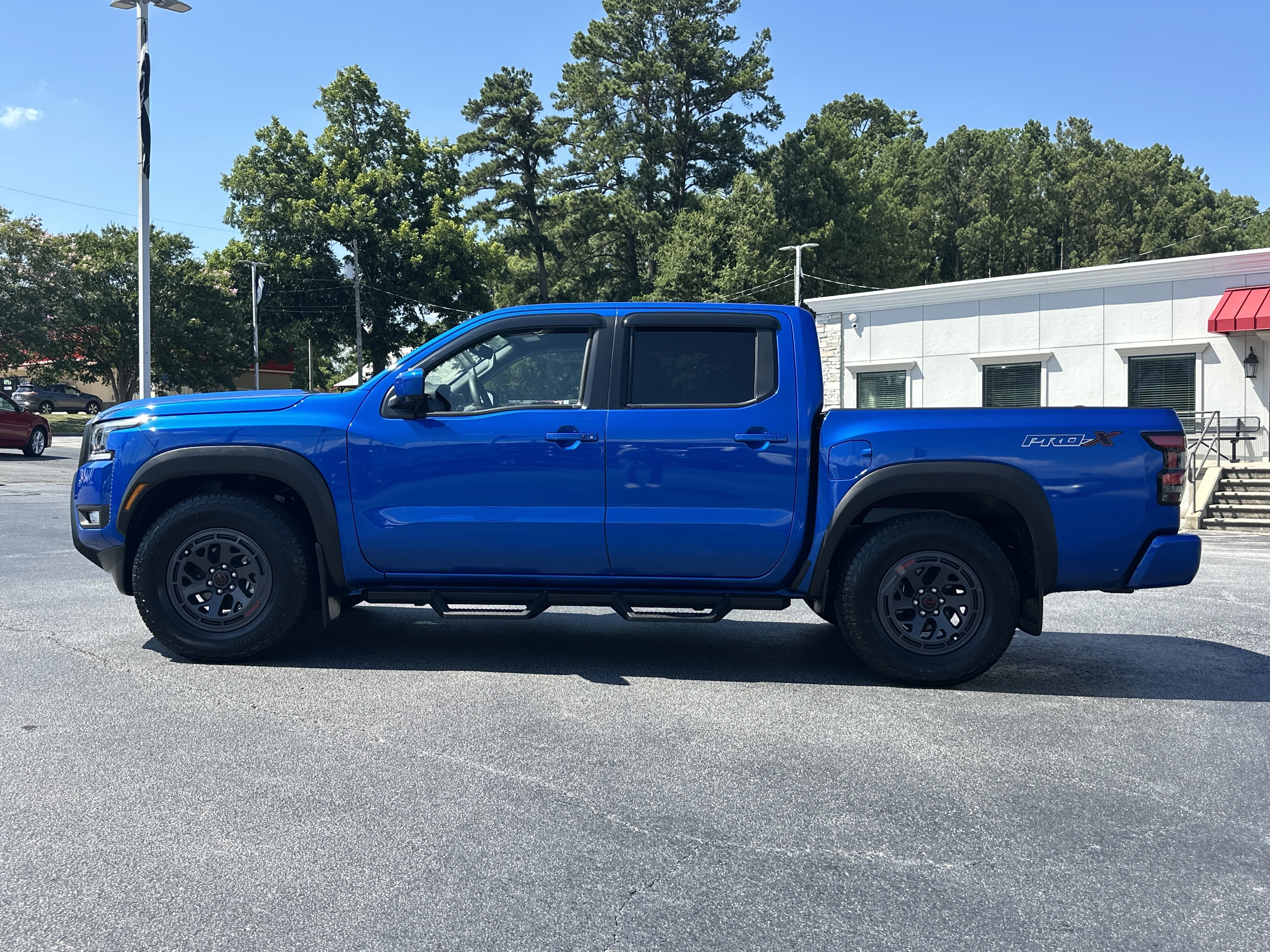 Used 2025 Bluestone Pearl Nissan PRO-X image 5