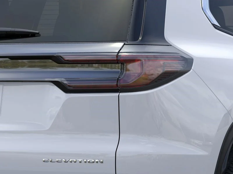 New 2027 Glacier White Tricoat GMC Elevation image 11
