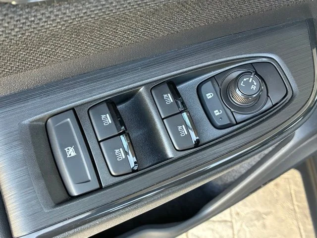 2026 Subaru Outback Limited - Photo 16