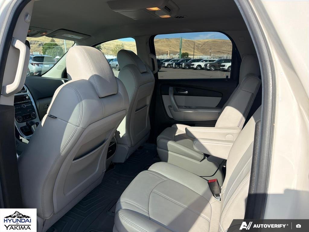 Used 2010 Summit White GMC SLT1 image 23