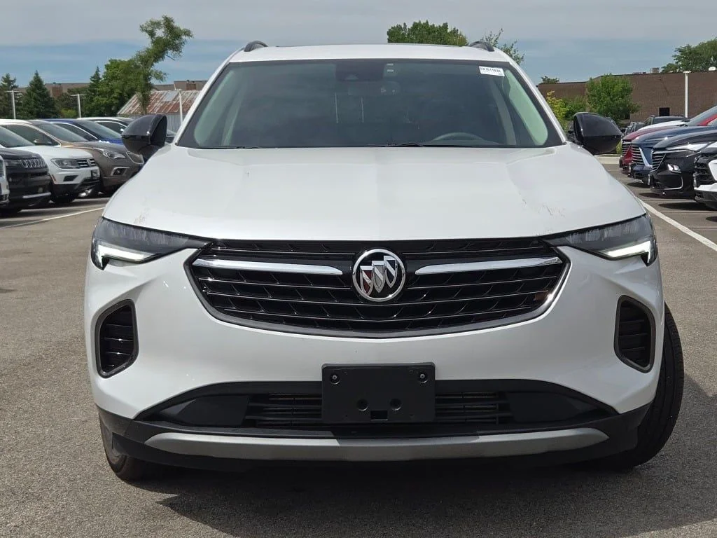 Used 2023 White Buick Essence image 5