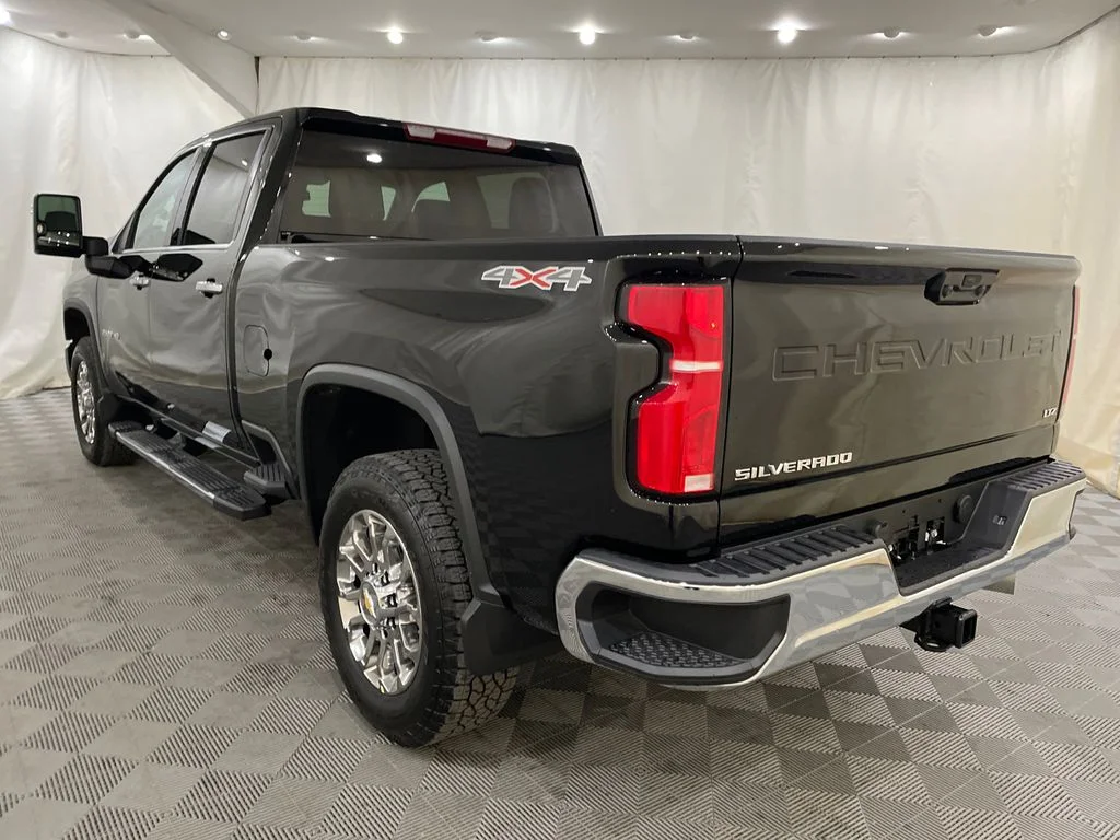 2026 Chevrolet Silverado 2500 HD LTZ - Photo 8