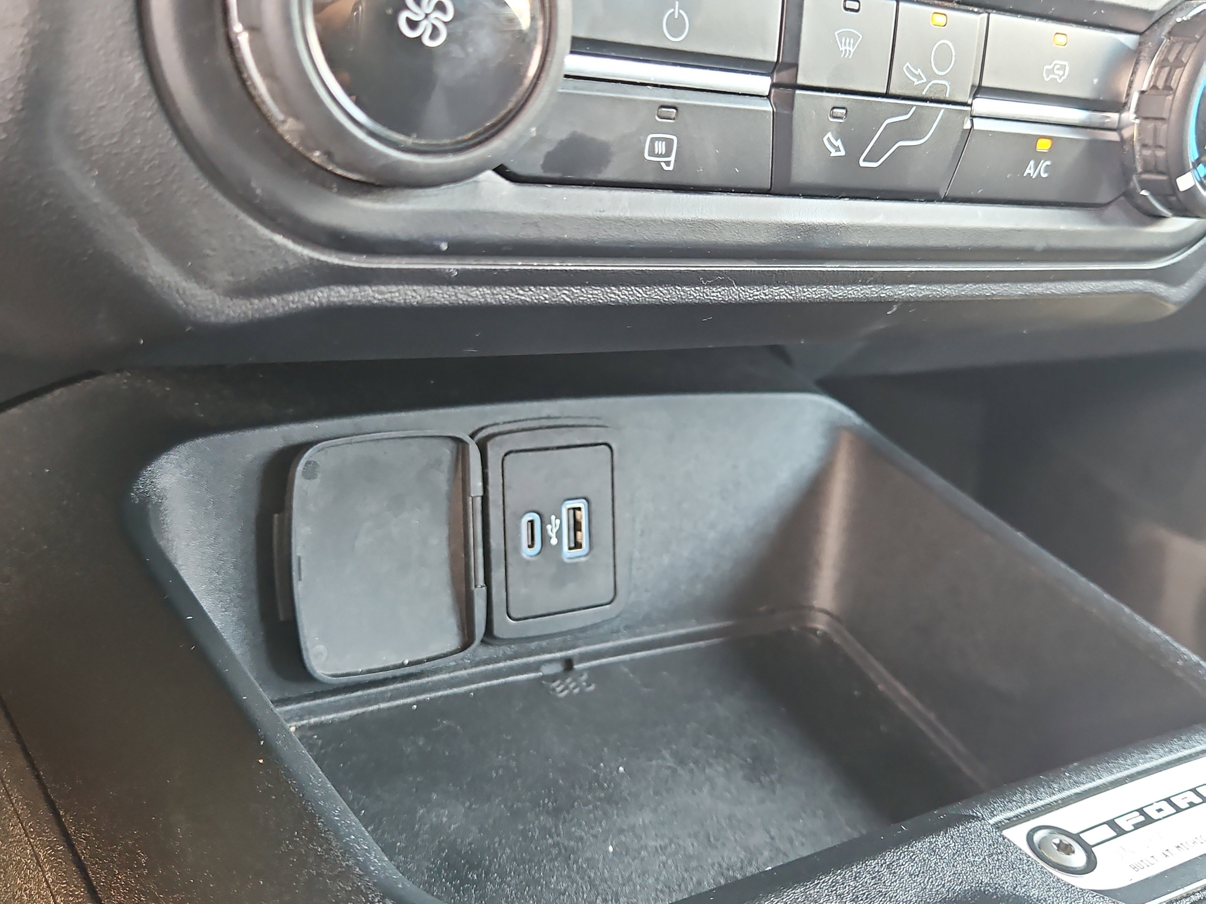 Used 2021 Blue Ford Base image 27