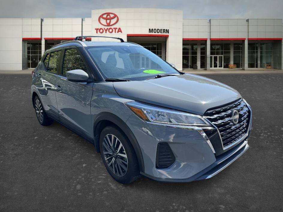 Used 2022 Boulder Gray Pearl Nissan SV image 7