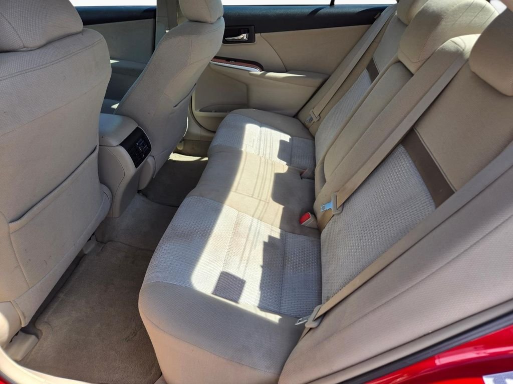 2012 Toyota Camry XLE - Photo 17