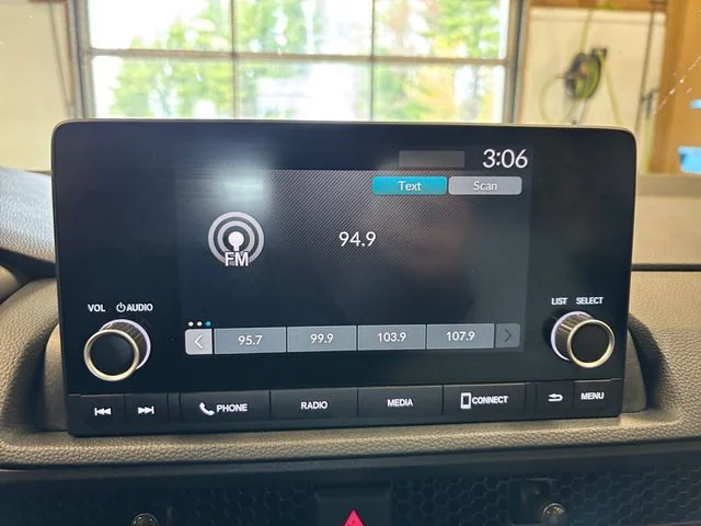 Used 2023 Red Honda LX image 19