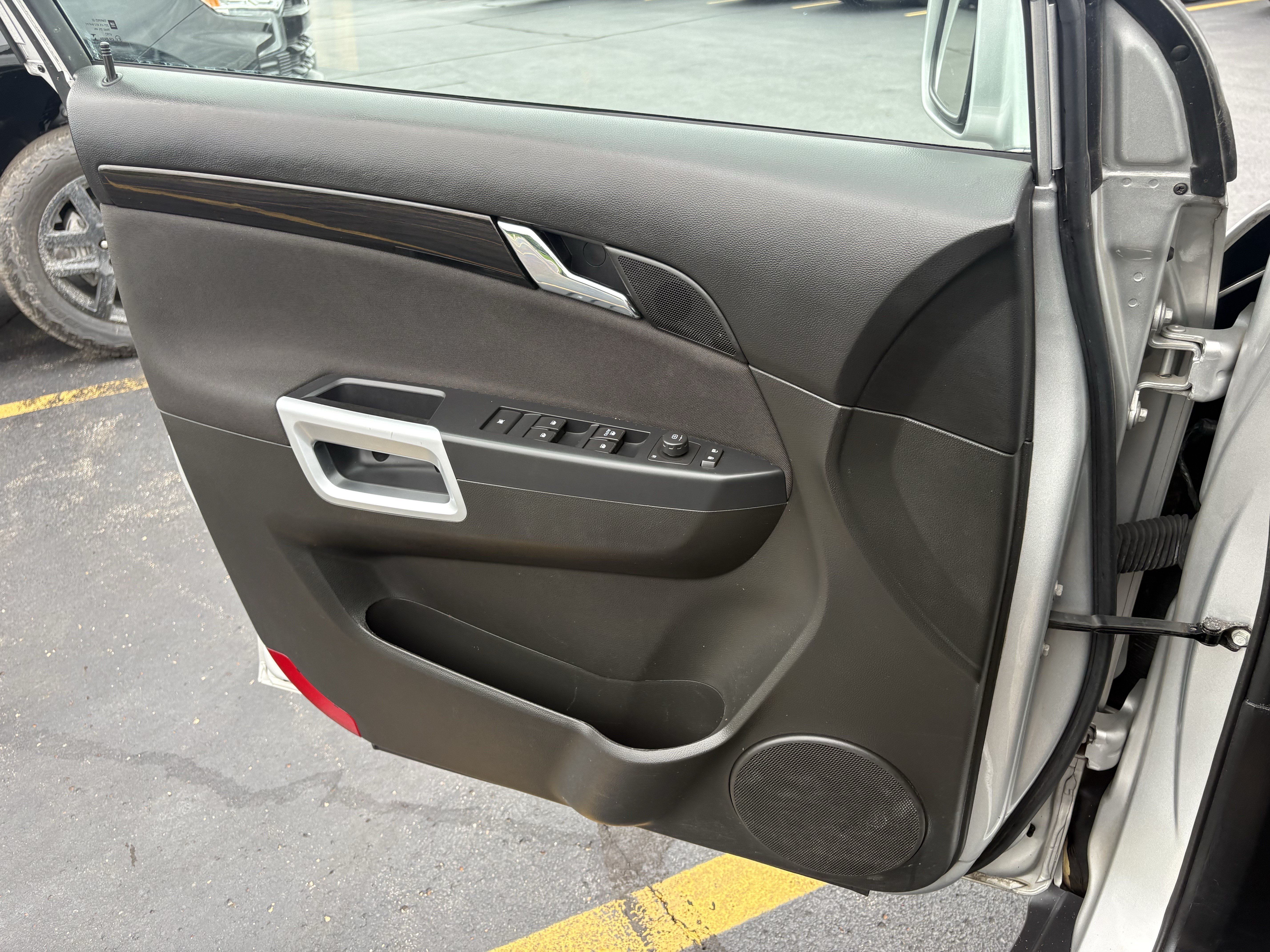 Used 2013 Silver Ice Metallic Chevrolet LS image 14