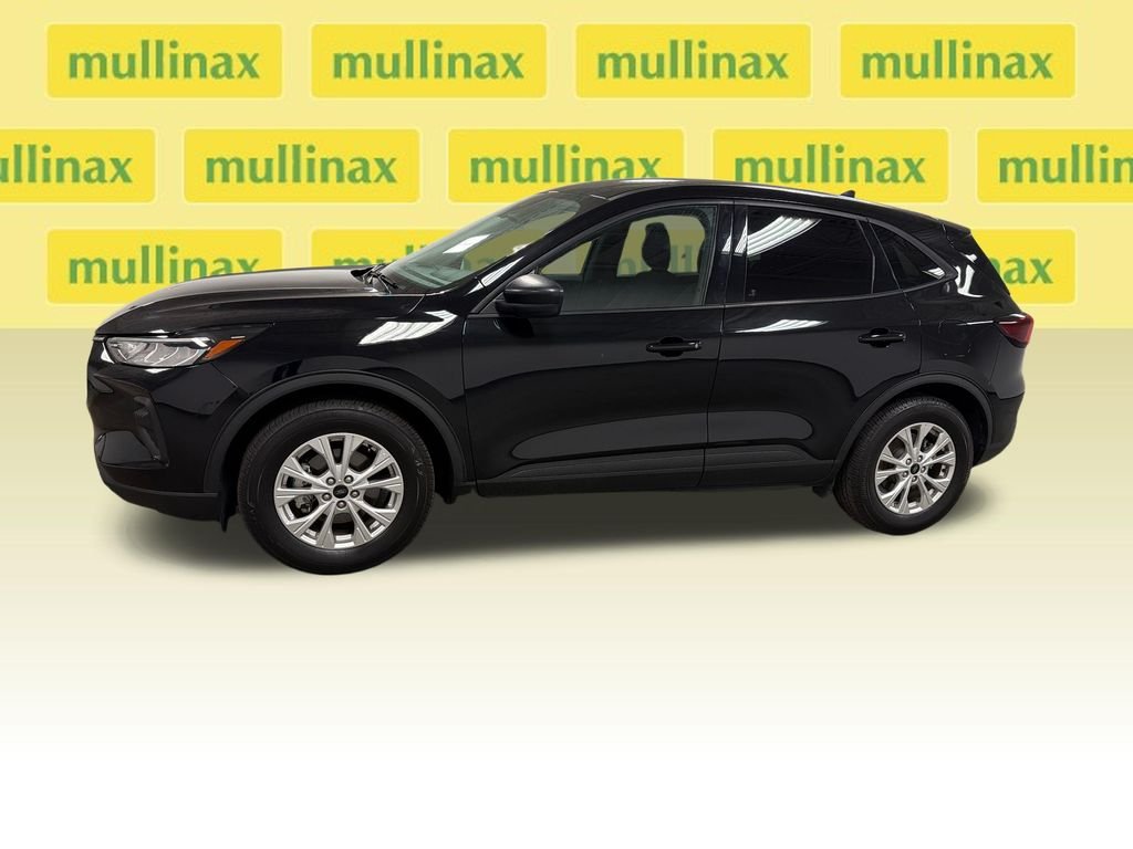 Used 2025 Black Ford Active image 9