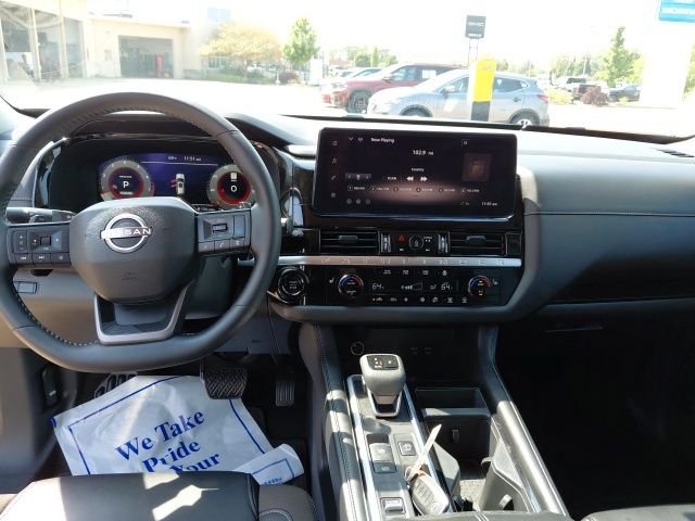 Used 2026 Gun Metallic Nissan SL image 26