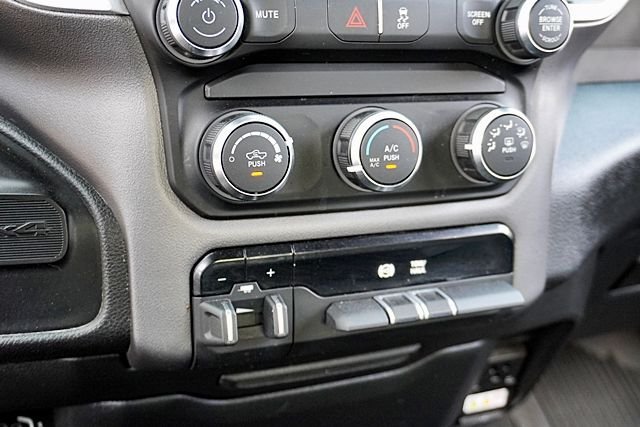 Certified Used 2022 White Ram Big Horn image 28