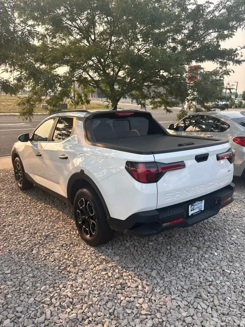 Used 2024 White Hyundai SEL image 3