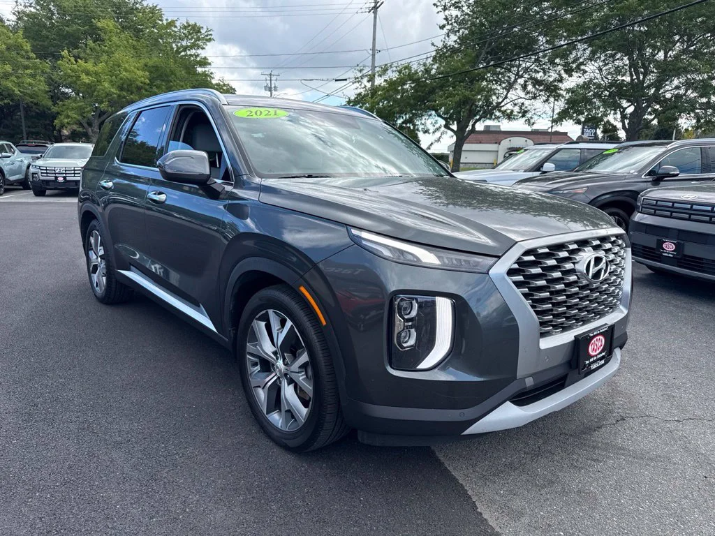 Used 2021 Green Hyundai SEL image 3