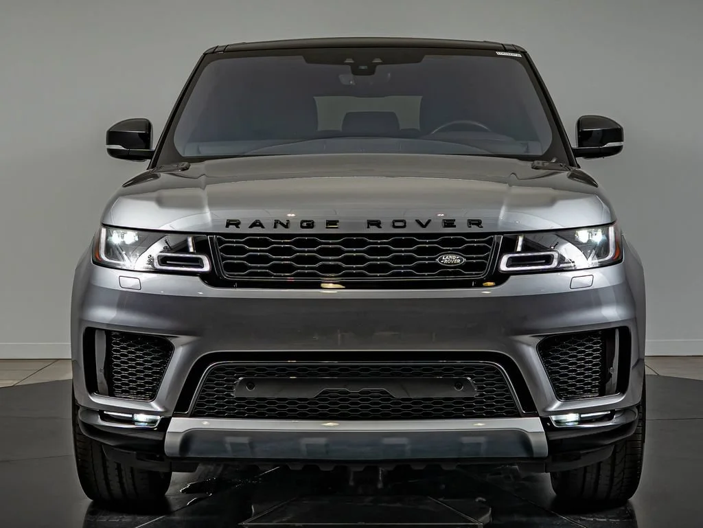 Used 2021 Eiger Gray Metallic Land Rover HSE Silver Edition image 2