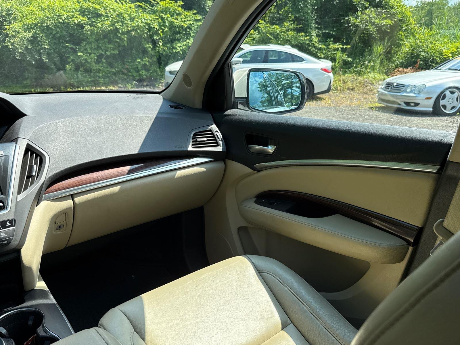 Used 2016 White Diamond Pearl Acura w/Tech image 24