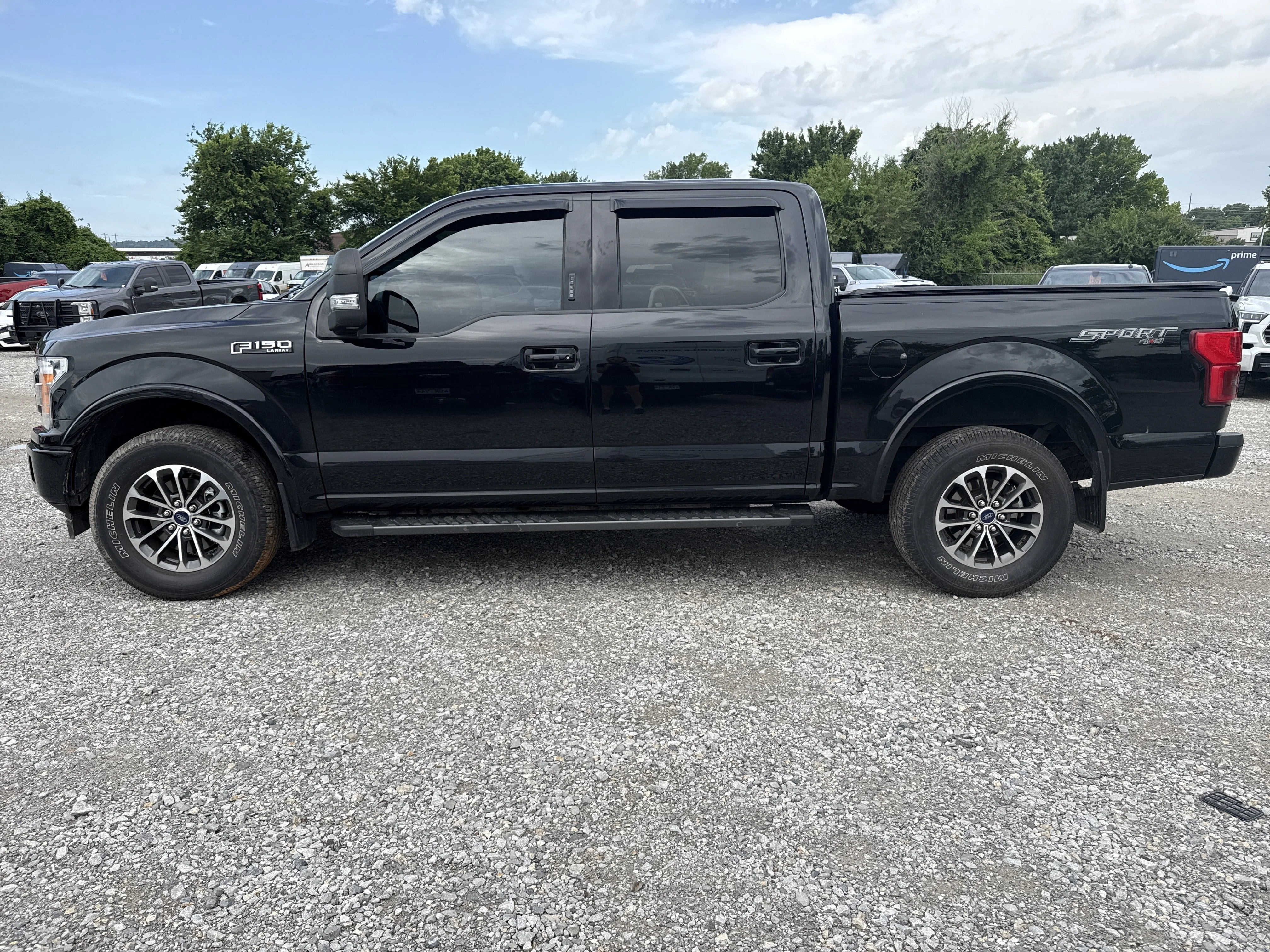 Used 2018 Shadow Black Ford Lariat 4WD image 3