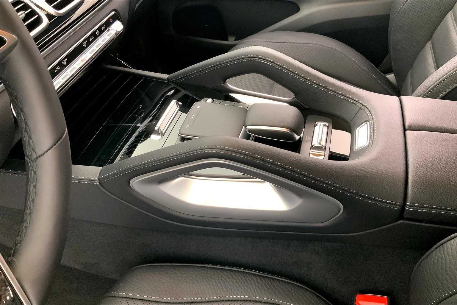 New 2025 MANUFAKTUR Alpine Grey Mercedes-Benz GLS 450 image 17