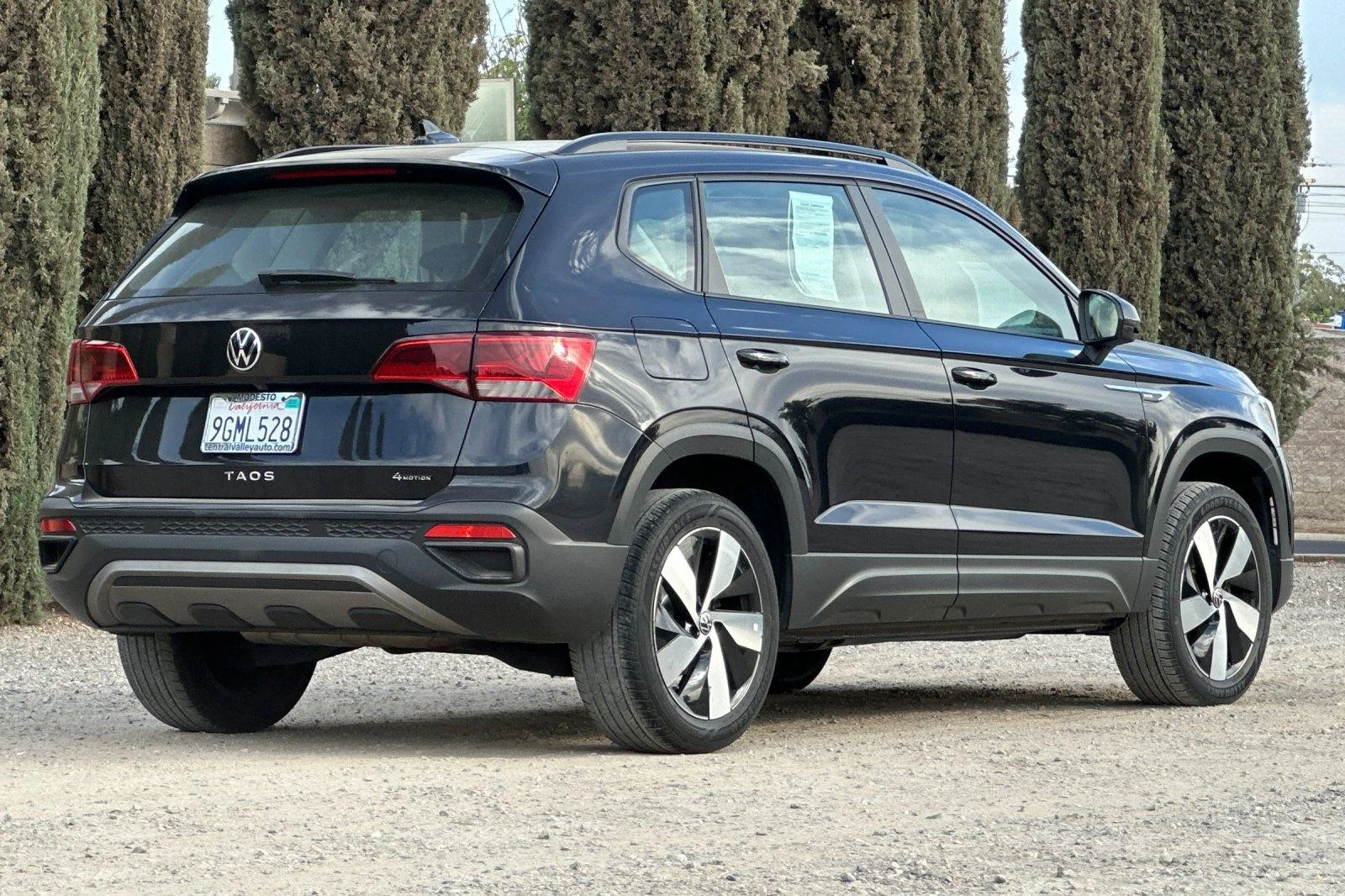 Used 2023 Deep Black Pearl Volkswagen S image 3