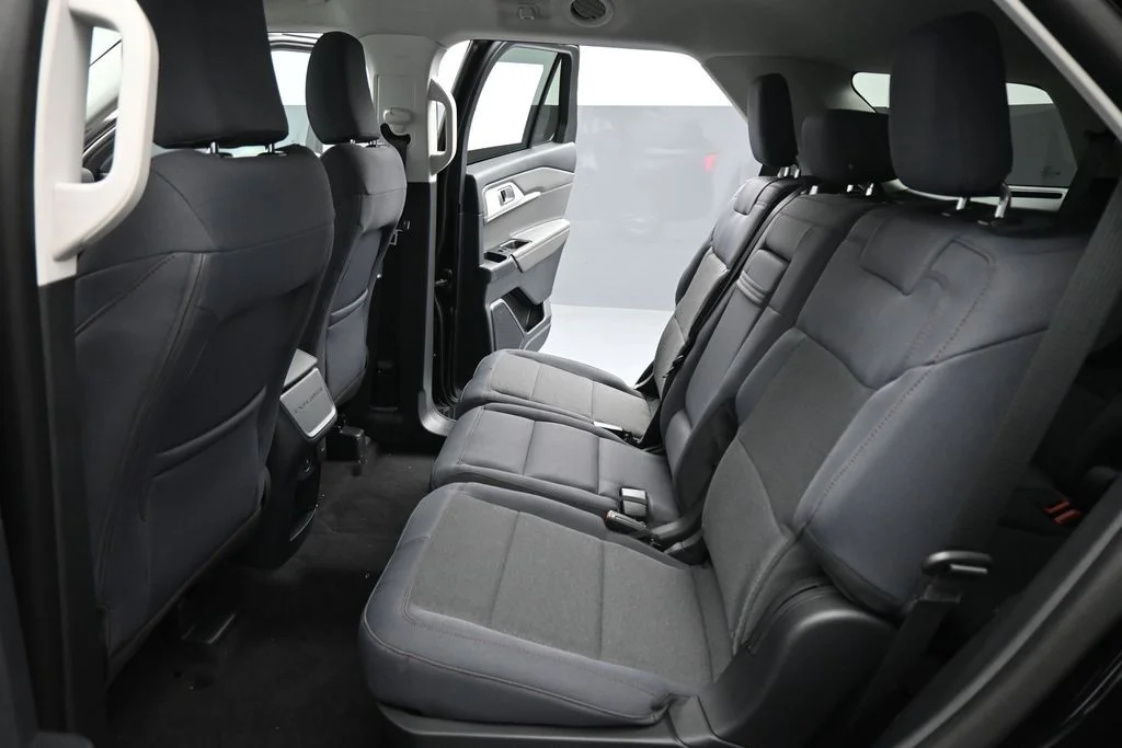New 2026 Agate Black Metallic Ford Active image 18