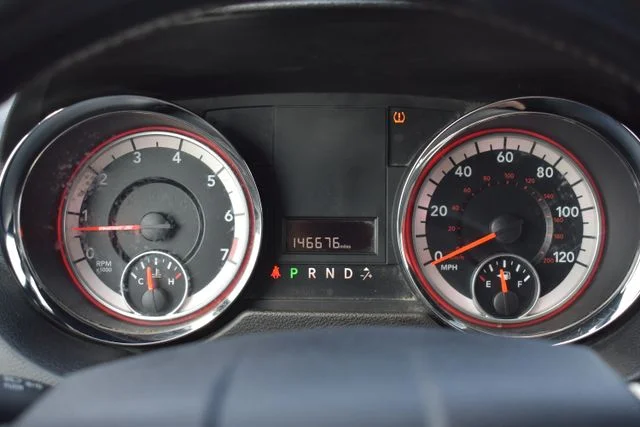 Used 2019 White Dodge SE image 24