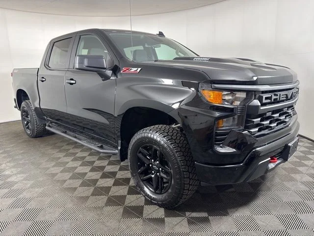 2025 Chevrolet Silverado 1500 Custom Trail Boss 4X4 Crew Cab Short Box's photo