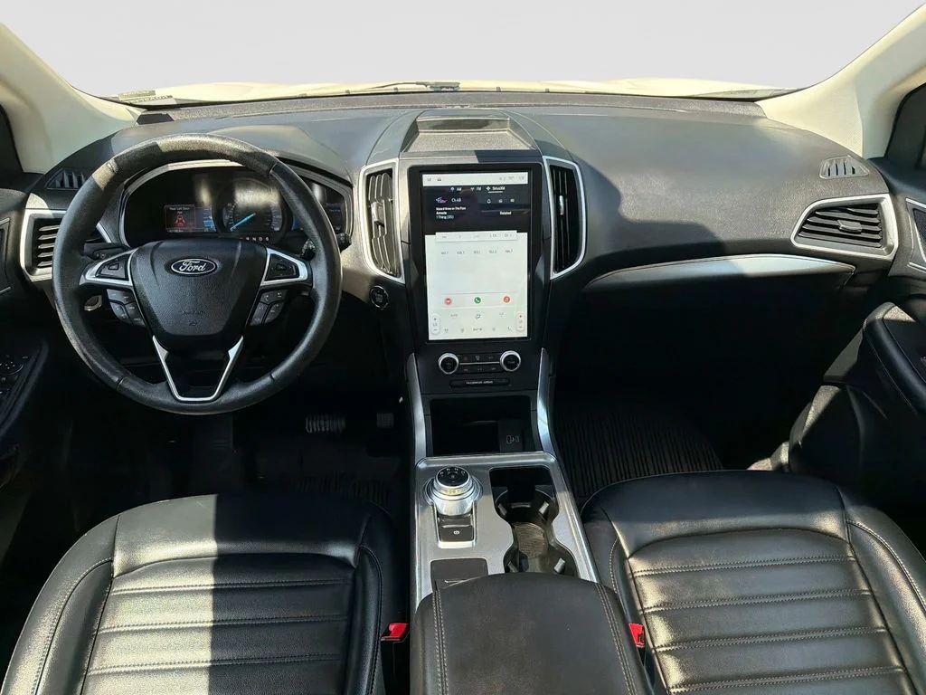 Used 2022 Star White Ford SEL image 16
