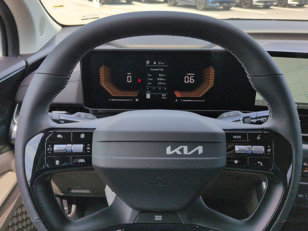 New 2027 Snow White Pearl Kia LX image 29