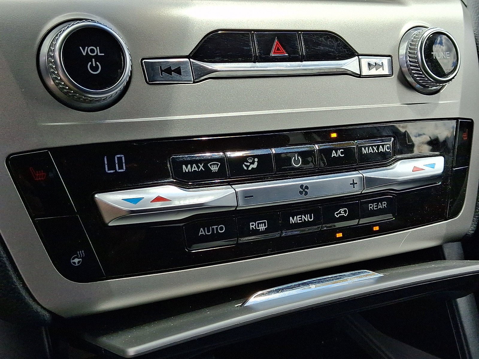Used 2021 Black Metallic Ford XLT image 17