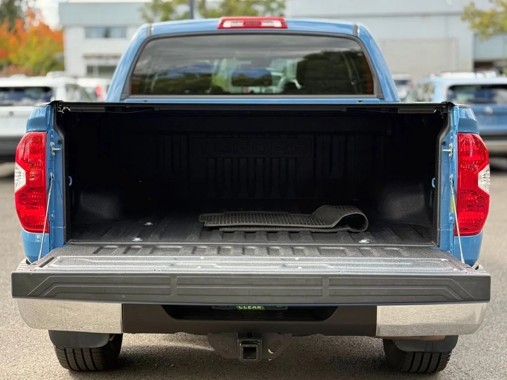 Used 2019 Blue Toyota SR5 image 11