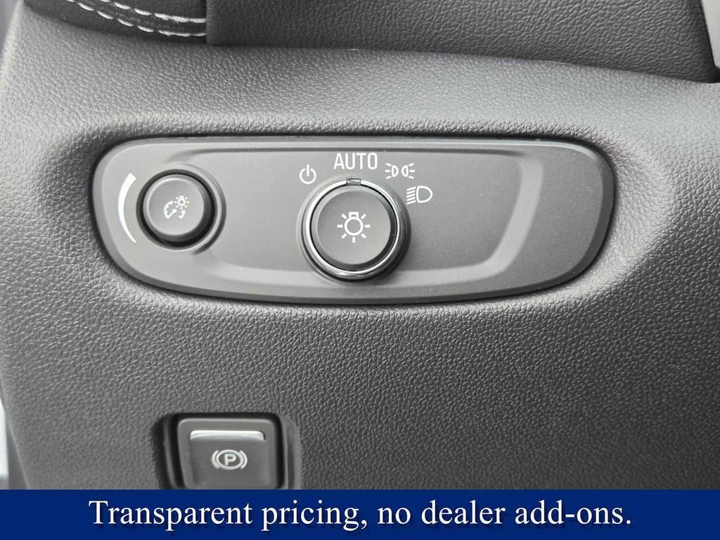 2025 Chevrolet Blazer 2LT - Photo 21