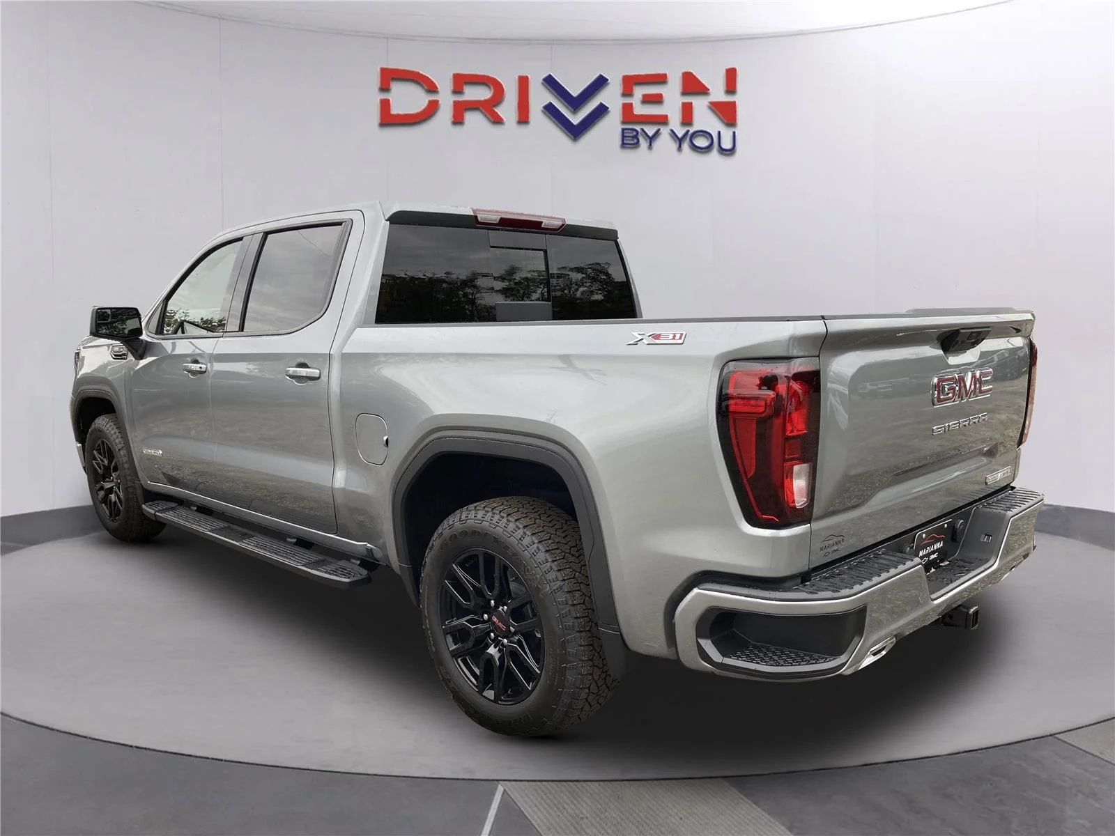 New 2026 Sterling Metallic GMC Elevation image 7